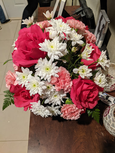 Florist «Grand Florist», reviews and photos, 525 W Rte 66, Glendora, CA 91740, USA