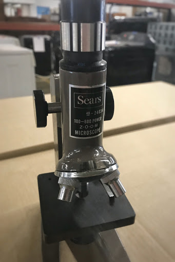 Building Materials Store «Habitat For Humanity ReStore Elgin», reviews and photos, 800 N State St, Elgin, IL 60123, USA