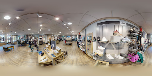 Shoe Store «New Balance - Milwaukee», reviews and photos, 17155 W Bluemound Rd a, Brookfield, WI 53005, USA