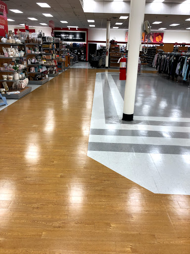 Department Store «T.J. Maxx», reviews and photos, 444 State Rd, North Dartmouth, MA 02747, USA