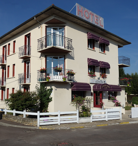Contact Hôtel Le Saint Rémy - Chalon Sud à Saint-Rémy