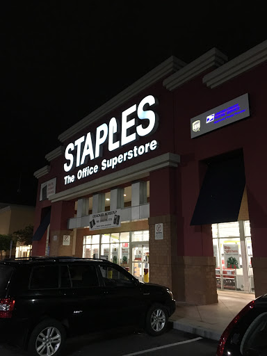 Office Supply Store «Staples», reviews and photos, 2230 Bridgepointe Pkwy, San Mateo, CA 94404, USA