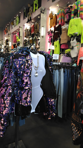 Fashion Accessories Store «Hot Point International Fashions», reviews and photos, 342 E Fordham Rd, Bronx, NY 10458, USA