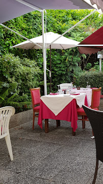 Atmosphère du Restaurant français Aux Petits Oignons à Éragny - n°12