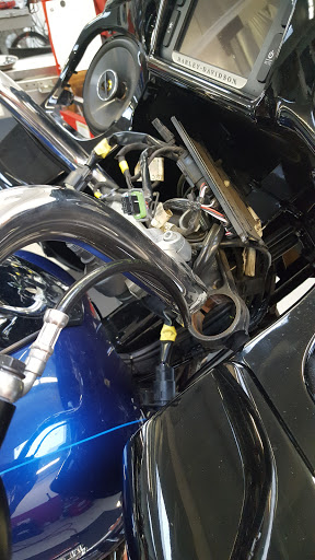 Motorcycle Dealer «M1 Kustoms», reviews and photos, 788 Douglas Ave, Redwood City, CA 94063, USA