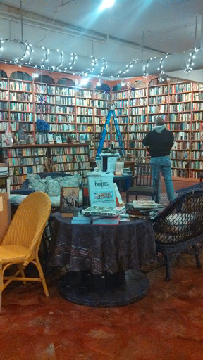 Used Book Store «Loganberry Books», reviews and photos, 13015 Larchmere Blvd, Cleveland, OH 44120, USA