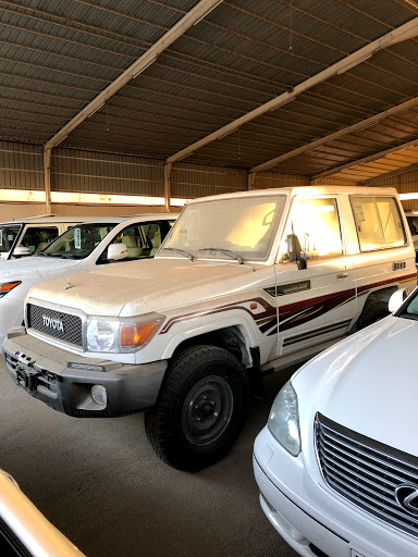 معرض رصد نجد للسيارات 