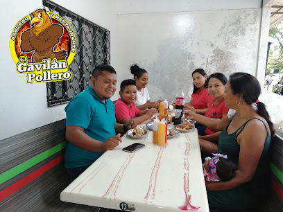 Asadero y Restaurante El Gavilán Pollero - Cl. 19, Inírida, Guainía, Colombia