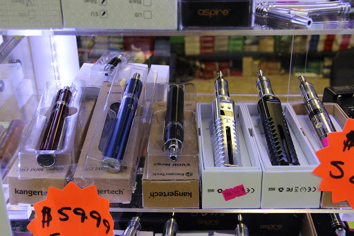 Tobacco Shop «Amsterdam Smoke Shop», reviews and photos, 510 W Court St, Seguin, TX 78155, USA