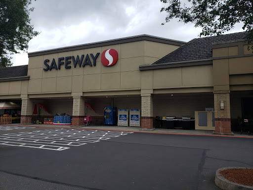 Grocery Store «Safeway», reviews and photos, 20685 SW Roy Rogers Rd, Sherwood, OR 97140, USA