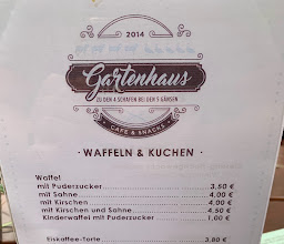 Gartenhaus - Zu den 4 Schafen bei den 5 Gänsen photo