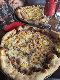 Pizza du Restaurant méditerranéen Via Marine Le Bistrot à Calvi - n°2