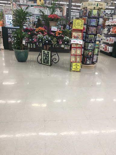 Hardware Store «Dale Hardware Inc», reviews and photos, 3700 Thornton Ave, Fremont, CA 94536, USA