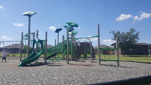 Water Park «Apple Valley Park - Splash Pad», reviews and photos, 4401 Melrose Dr, Moore, OK 73160, USA