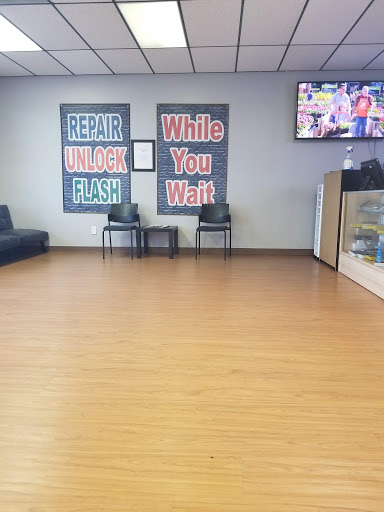 Cell Phone Store «Cell Phone Doctor Fairfield ohio», reviews and photos, 5128 Pleasant Ave, Fairfield, OH 45014, USA