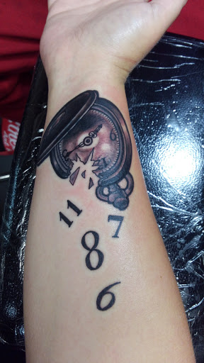 All-Out Tattoo, 1540 Azalea Garden Rd, Norfolk, VA 23502, USA, 