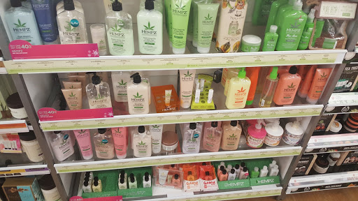 Hair Salon «Ulta Beauty», reviews and photos, 2626 E Stone Dr #130, Kingsport, TN 37660, USA