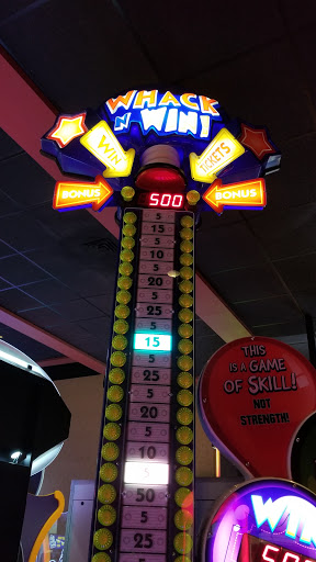 Movie Theater «Frank Theatres CineBowl & Grille at Parkside Town Commons», reviews and photos, 1140 Parkside Main St, Cary, NC 27519, USA