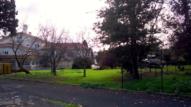 Instituto Universitário Militar (IUM) Horário de abertura