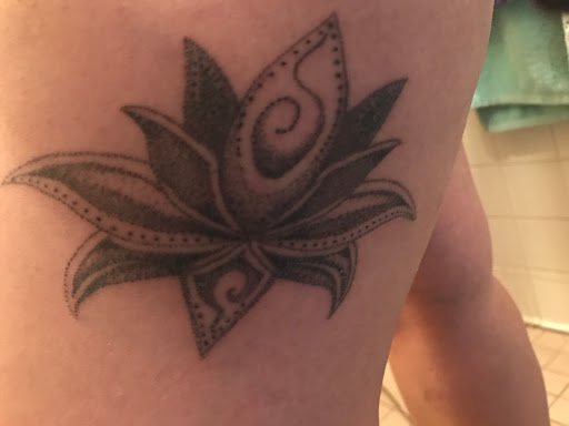 Tattoo Shop «studio 316 Tattoo & Body Piercing», reviews and photos, 84-22 Roosevelt Ave, Jackson Heights, NY 11372, USA