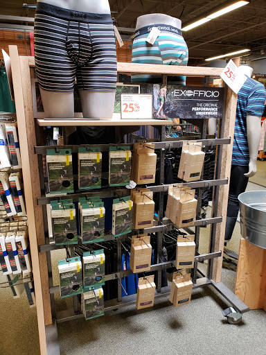 Camping Store «REI», reviews and photos, 200 Ridge Pike #115, Conshohocken, PA 19428, USA