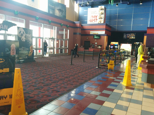 Movie Theater «Regal Cinemas Interquest 14 & RPX», reviews