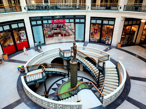 Department Store «T.J. Maxx», reviews and photos, 161 W Wisconsin Ave #1170, Milwaukee, WI 53203, USA