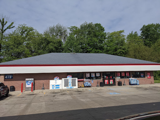 Speedway, 2045 N Riley Hwy, Shelbyville, IN 46176, USA, 
