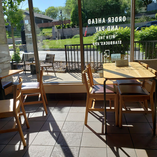 Coffee Shop «Starbucks», reviews and photos, 1030 S 5th St, St Charles, MO 63301, USA