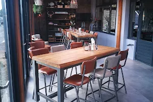 Café restaurant BON image