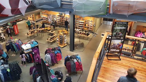 Camping Store «REI», reviews and photos, 2235 NW Allie Ave, Hillsboro, OR 97124, USA