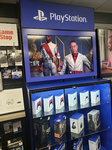 Video Game Store «GameStop», reviews and photos, 253 MacDade Boulevard, Folsom, PA 19033, USA