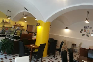 Kavárna Petra image