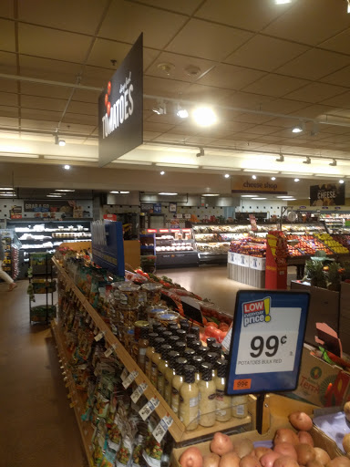 Grocery Store «Stop & Shop», reviews and photos, 154 Westchester Ave, White Plains, NY 10604, USA