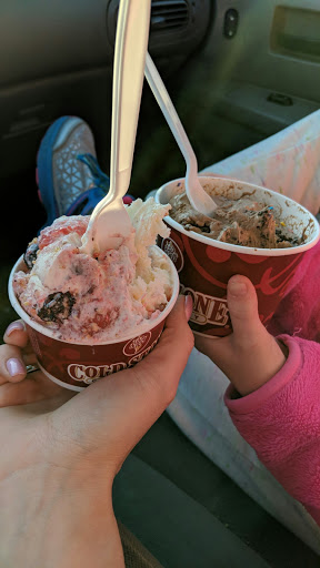 Ice Cream Shop «Cold Stone Creamery», reviews and photos, 4540 W Main St, Kalamazoo, MI 49006, USA