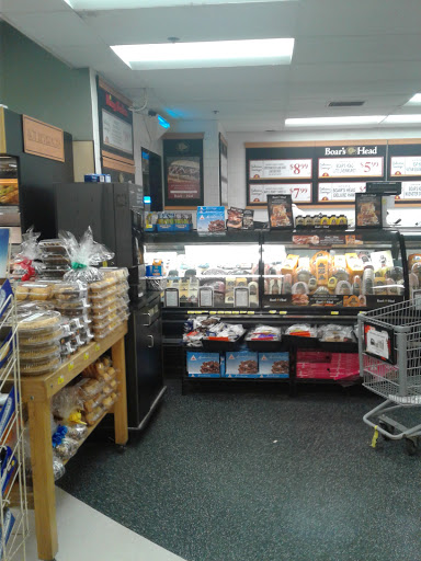 Supermarket «King Kullen», reviews and photos, 1765 Peninsula Blvd, Hewlett, NY 11557, USA