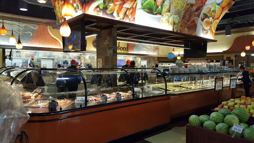 Shopping Mall «Brookside shopping area», reviews and photos, W Meyer Blvd, Kansas City, MO 64113, USA