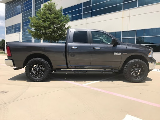 Used Car Dealer «Legend Auto», reviews and photos, 15015 E Beltwood Pkwy, Addison, TX 75001, USA