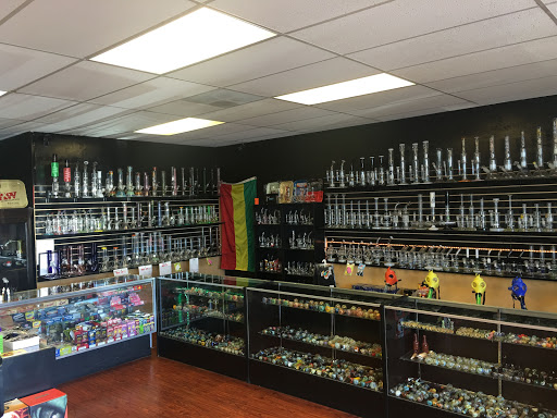Tobacco Shop «Quick Stop Smoke Shop LLC», reviews and photos, 5210 E 4th Plain Blvd, Vancouver, WA 98661, USA