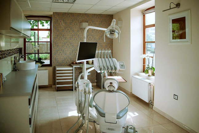 Vékás Dental - Medical Center Kéri-Dent Kft - Fogászat
