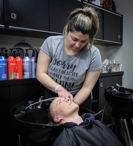 Day Spa «Versailles Salon and Day Spa», reviews and photos, 1010 N Central Ave, Tracy, CA 95376, USA