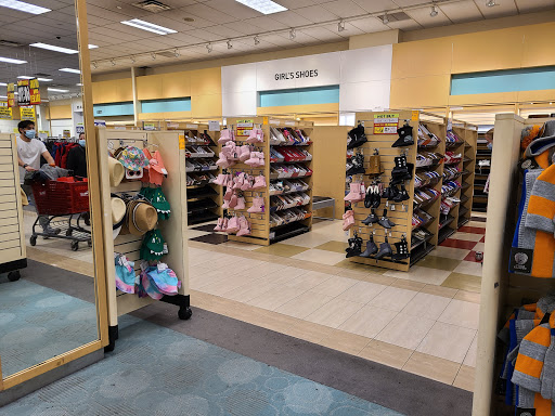 Department Store «Century 21 Department Store», reviews and photos, 61-35 Junction Blvd, Rego Park, NY 11374, USA