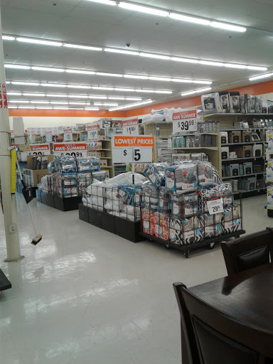 Discount Store «Big Lots», reviews and photos, 1301 W Meeker St, Kent, WA 98032, USA