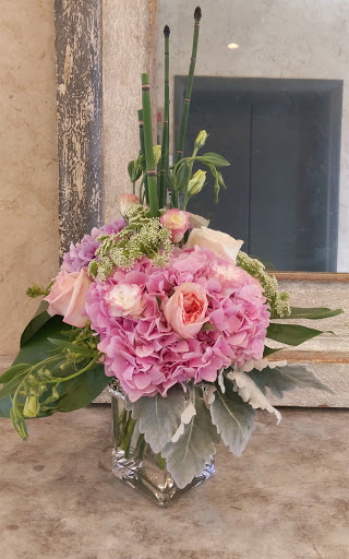 Florist «Summer Breeze Flowers & Gifts», reviews and photos, 9700 Medlock Bridge Rd #180, Johns Creek, GA 30097, USA