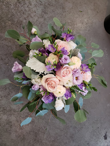 Florist «Blumz By JRDesigns», reviews and photos, 503 E 9 Mile Rd, Ferndale, MI 48220, USA