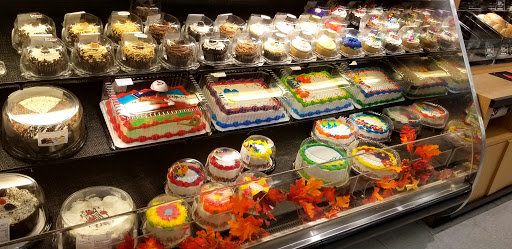 Grocery Store «Schnucks», reviews and photos, 501 Beltline Rd, Collinsville, IL 62234, USA