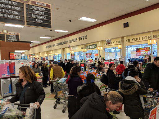 Grocery Store «ShopRite of Plainview - Woodbury Rd», reviews and photos, 444 Woodbury Rd, Plainview, NY 11803, USA