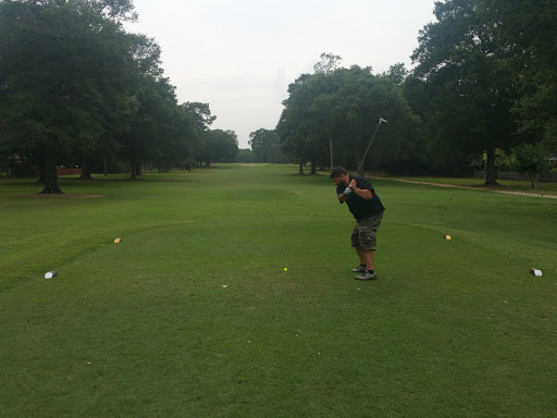 Golf Driving Range «Tanglewood Golf and Country Club», reviews and photos, 5916 Tanglewood Dr, Milton, FL 32570, USA