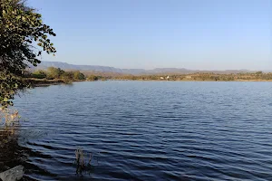 Popatkhed Reservoir. image