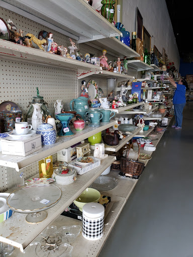 Consignment Shop «Goodwill», reviews and photos, 3150 Owen Rd, Fenton, MI 48430, USA